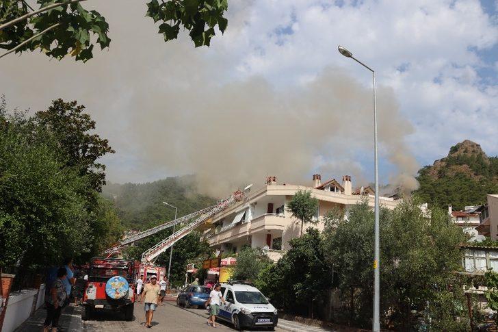Marmaris’teki yangında 4 daire kullanılamaz hale geldi G1