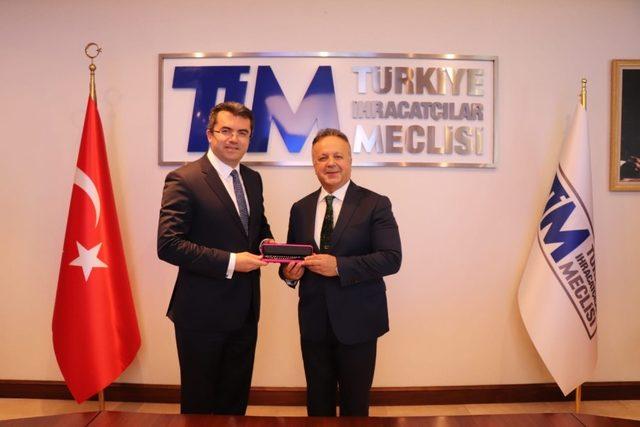 Vali Memiş, TİM Başkanı Gülle’ye tekstilkenti anlattı