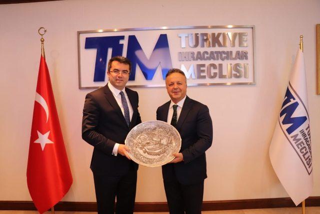 Vali Memiş, TİM Başkanı Gülle’ye tekstilkenti anlattı