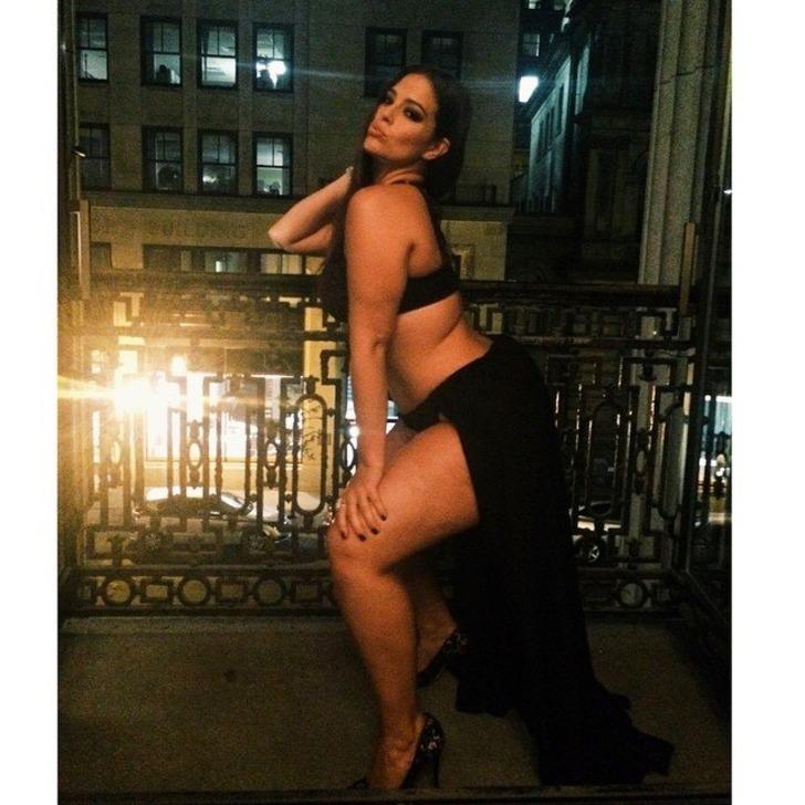 Ashley Graham'den olay video! G3