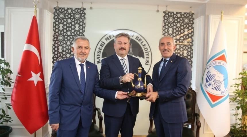 Melikgazi Belediye Başkanı Dr. Mustafa Palancıoğlu: "Kayseri bir esnaf şehri ve esnaf siteleri ile de &ouml;rnek g&ouml;steriliyor"