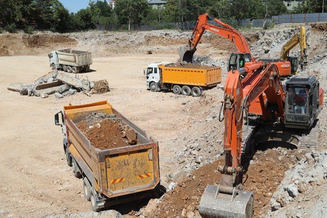 Battalgazi Devlet Hastanesi’nin temel kazı çalışmaları sürüyor