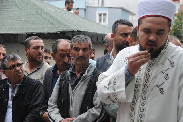 Düğün öncesi nişanlısının döverek öldürdüğü Songül, toprağa verildi