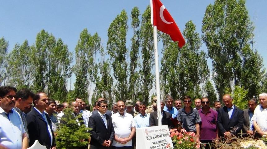 15 Temmuz Şehidi Hamuryen, mezarı başında anıldı