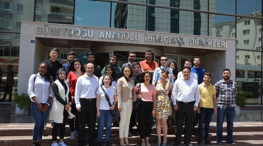 İş garantili eğitimle yeni nesil ihracat&ccedil;ılar yetiştirilecek