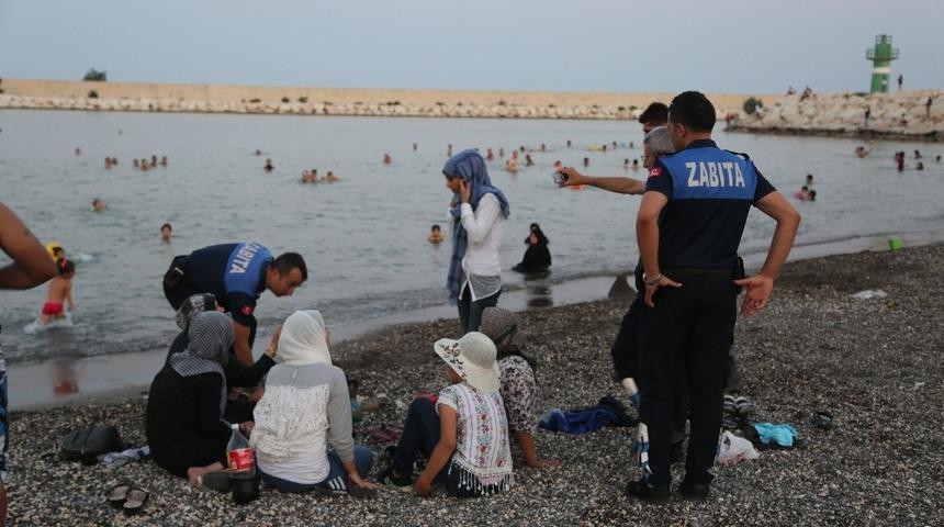 Erdemli zabıtasından sahil denetimi