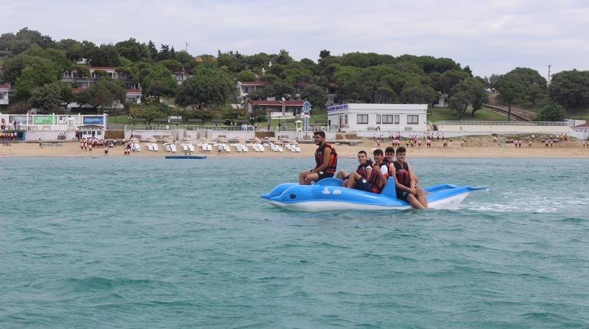 Gen&ccedil;lerin eğlencesi yaz kampları