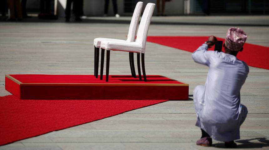 Merkel'in titreme n&ouml;betine &ouml;zel &ouml;nlem