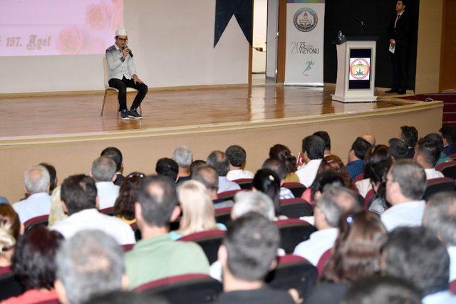 Vali Demirtaş: “15 Temmuz milli irade sevdalılarının darbe heveslilerine verdiği unutulmayacak bir derstir”