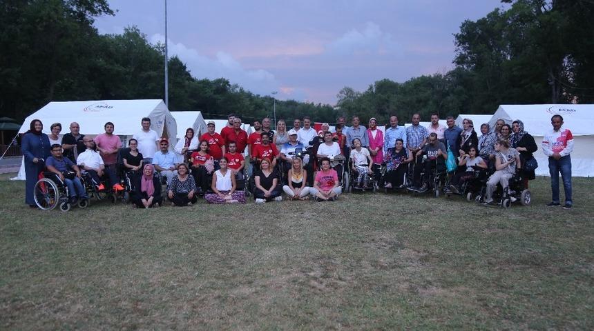 Engellilerden kamp dayanışması