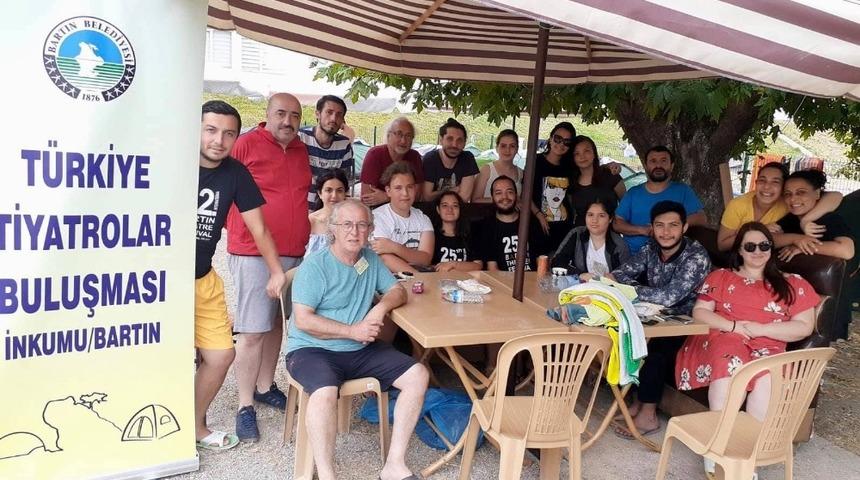 Tiyatrolar 13&rsquo;&uuml;nc&uuml; kez buluştu