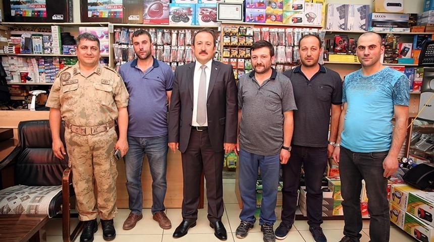 Vali Pehlivan, Yıldız Garajı esnaflarını ziyaret etti