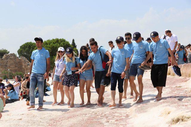 Şehit ve gazi çocukları Pamukkale'yi gezdi