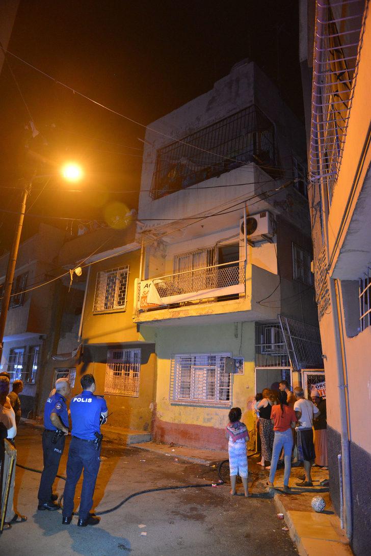 Adana'da korkunç anlar! Hemen binayı boşalttılar G2