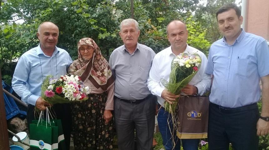 Belediye Başkanı Semerci, şehit ailesini ziyaret etti