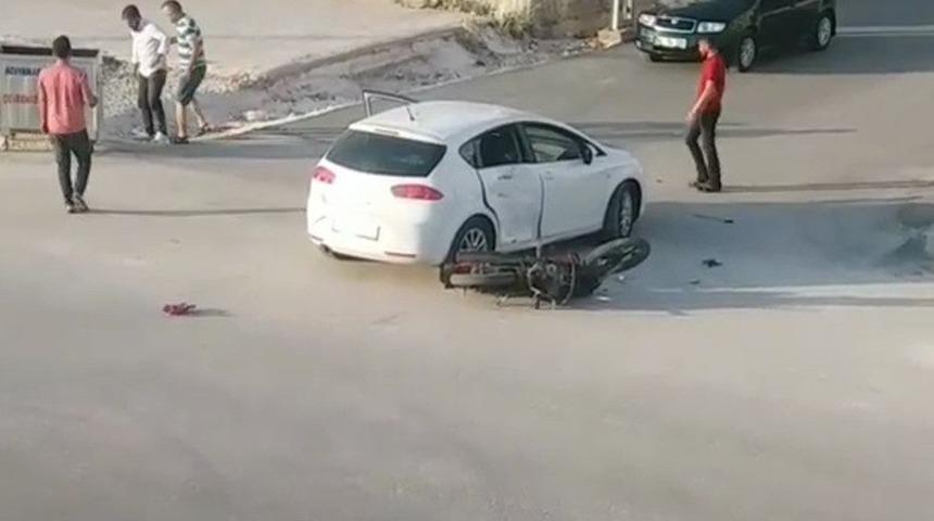 Otomobil ile motosiklet çarpıştı: 1 yaralı