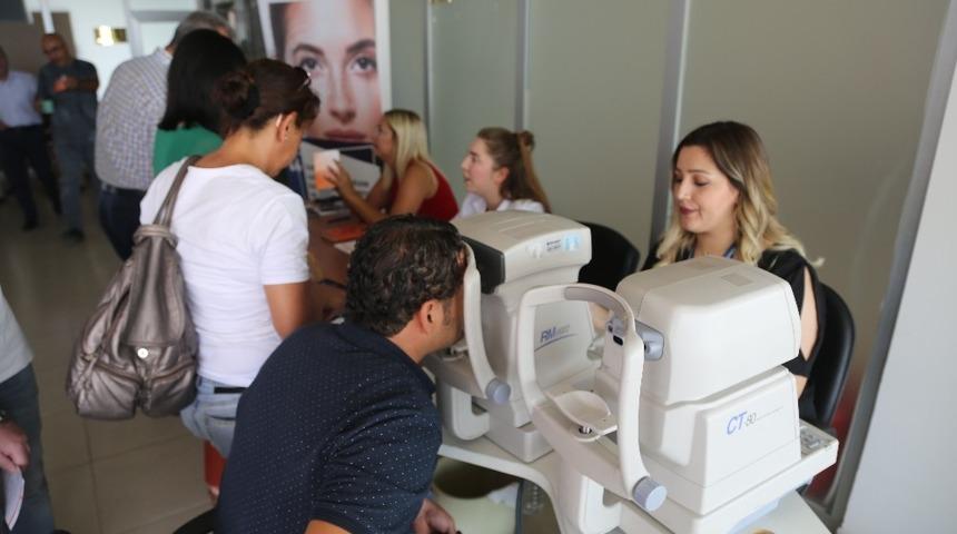 Erdemli Belediyesi &ccedil;alışanların g&ouml;z muayenesinden ge&ccedil;irildi