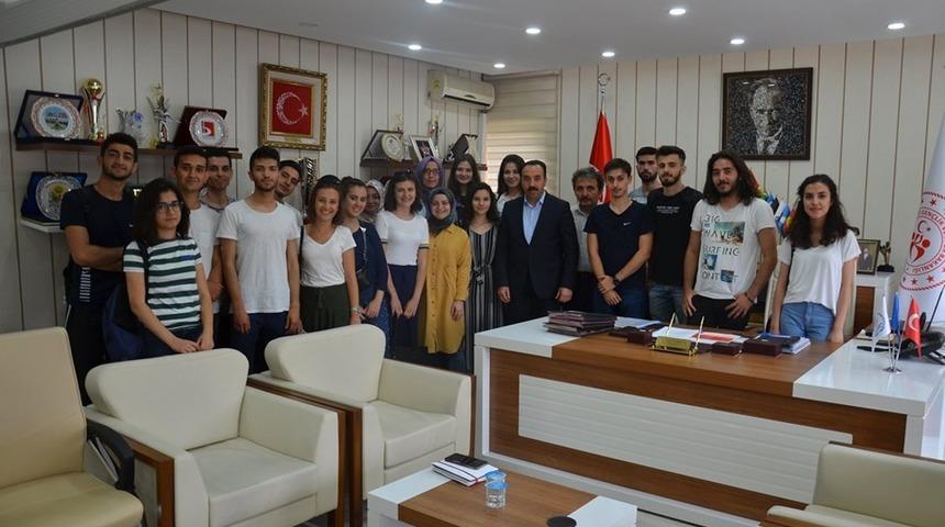 Sosyal &ccedil;alışma programı katılımcıları g&ouml;reve başladı