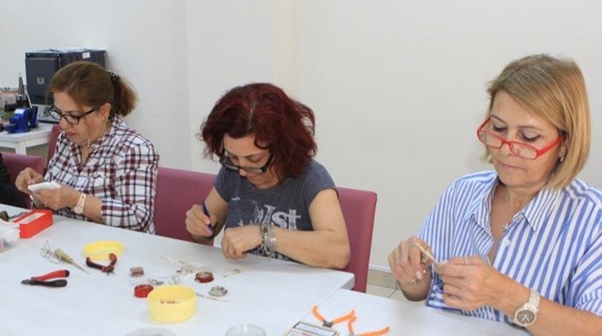 B&uuml;y&uuml;kşehir&rsquo;in yaz kursları devam ediyor