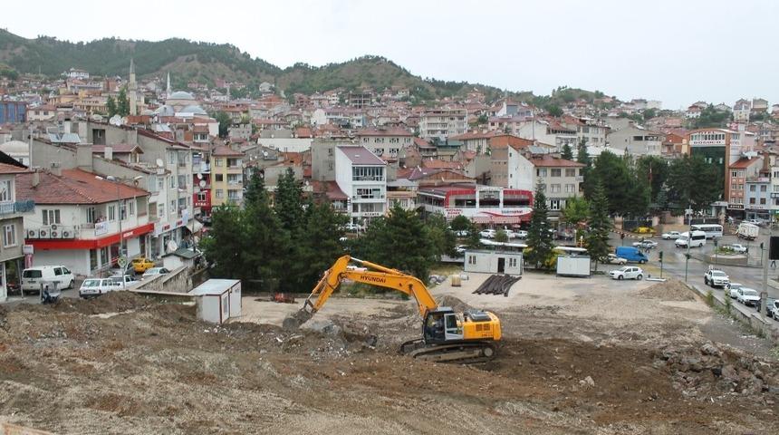 Tosya H&uuml;k&uuml;met Konağı Hafriyat &Ccedil;alışmaları Başladı