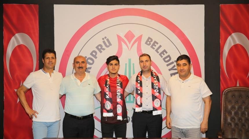 Karak&ouml;pr&uuml; Belediyespor&rsquo;dan i&ccedil; transfer hamlesi