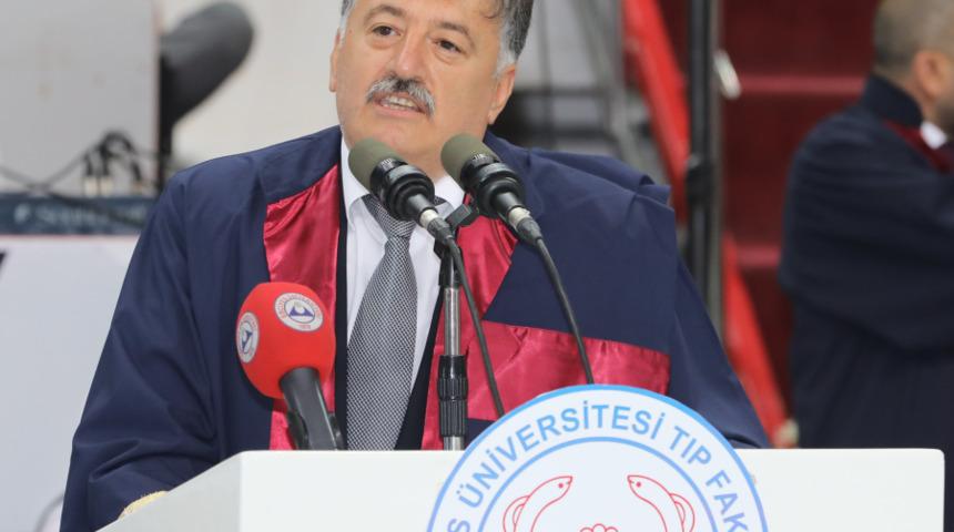 Prof. Dr. Hüseyin Per, "Türk Milleti, Hainlere Asla Fırsat Vermez"