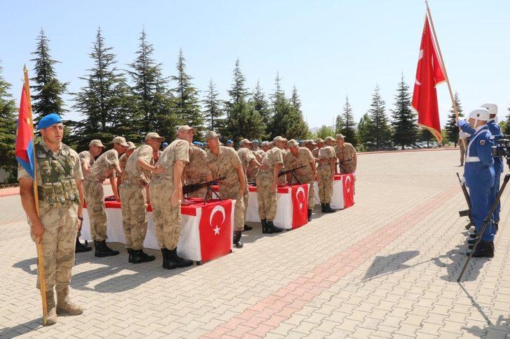 Kısa dönem jandarma erlerin yemin töreni heyecanı G1