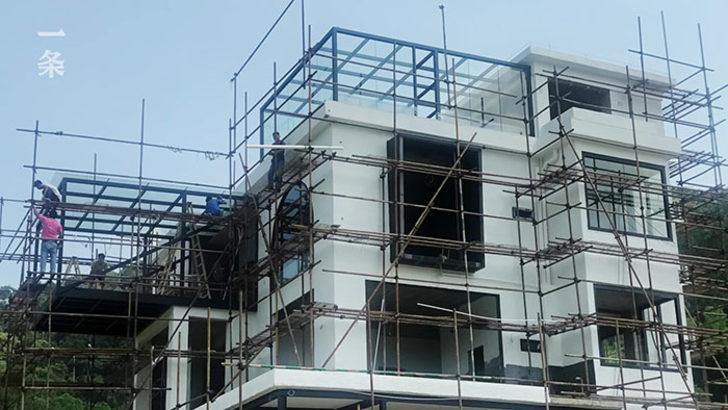 7 kız arkadaş, hayatlarını birlikte geçirmeye karar verip öyle bir adım attılar ki... G2