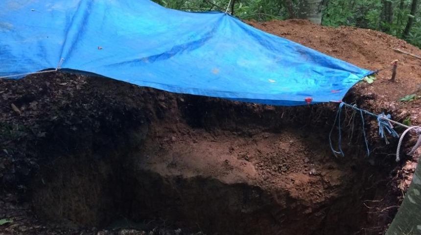 Zonguldak&rsquo;da definecilerin kazısından 1500 yıllık mezar &ccedil;ıktı