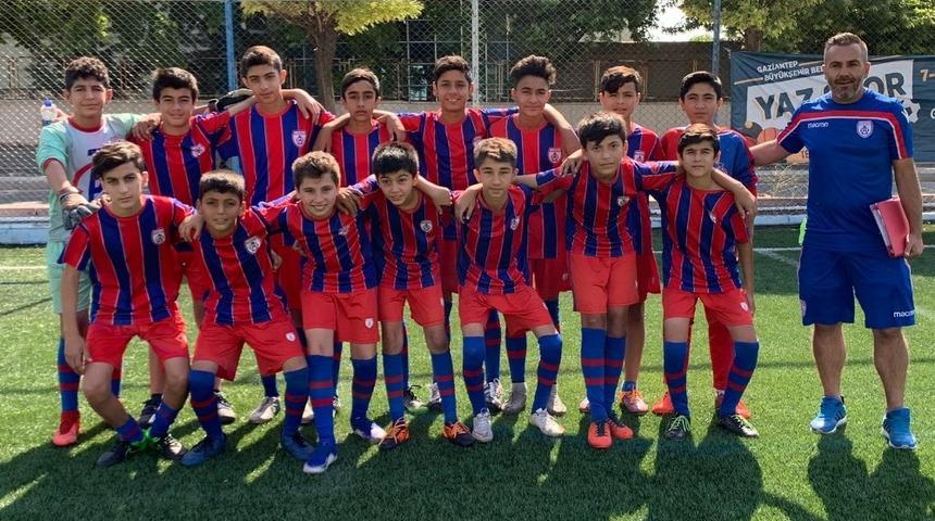 B&uuml;y&uuml;kşehir&rsquo;den &ldquo;15 Temmuz futbol turnuvası&rdquo;