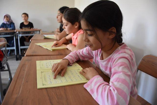 Yetim koordinasyon merkezi yaz kurslarıyla faaliyetlerine devam ediyor