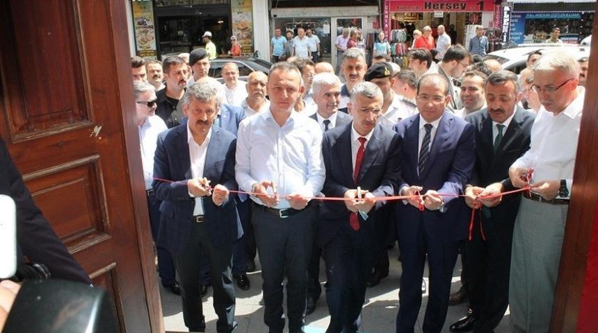 15 Temmuz sergisi a&ccedil;ıldı