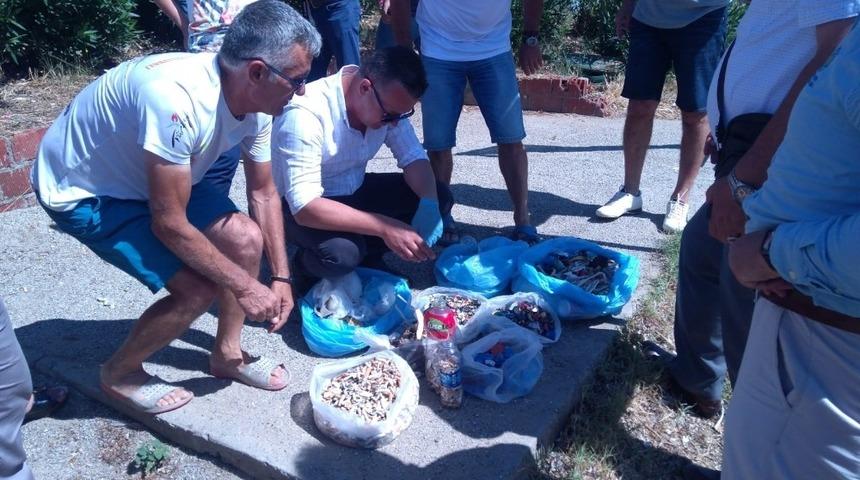 Burhaniye’de mavi bayraklı Ören plajında çevre temizliği yapıldı