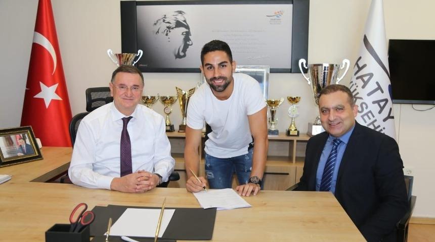 Caner H&uuml;seyin Bağ, Hatayspor ile s&ouml;zleşme yeniledi