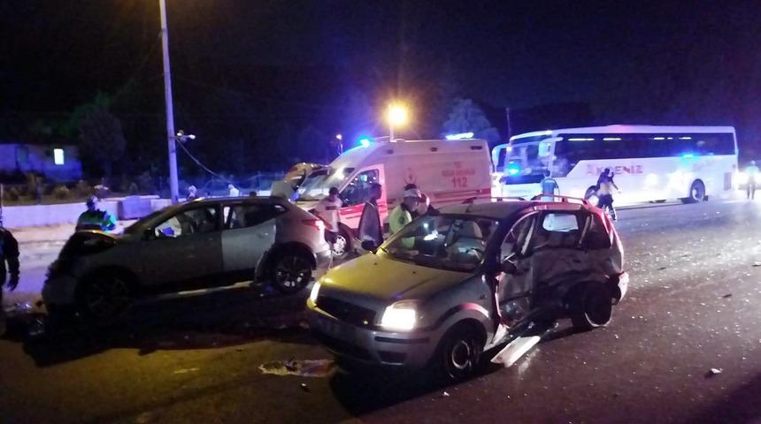 Denizli’de feci kaza: 4’ü çocuk 11 yaralı