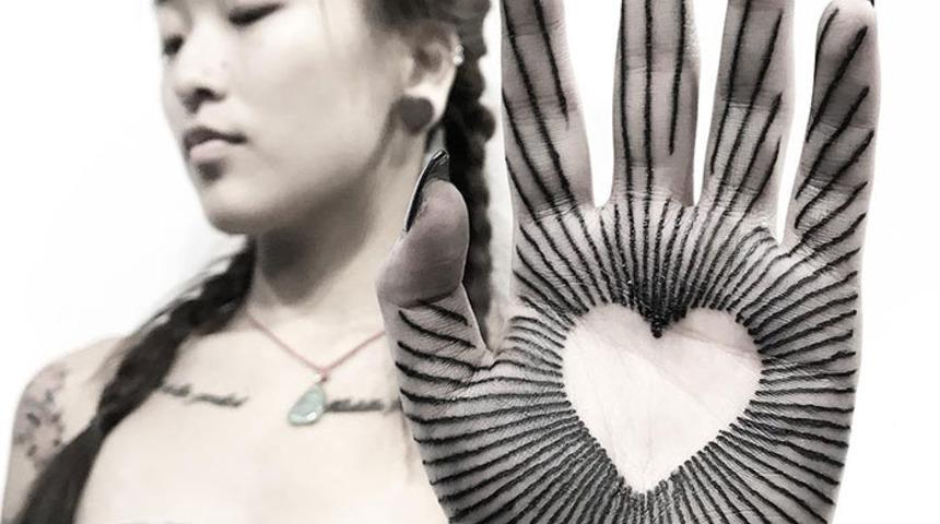 T&uuml;m dikkatler ellerde! Bu d&ouml;vmeler ellerinizi eşsiz kılacak