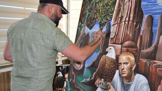  Hayali, 2 yıldır resmettiği Eminem ile tanışmak