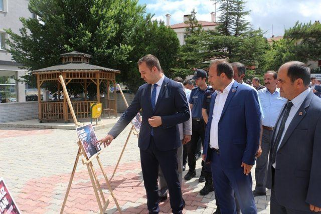 Altıntaş’ta 15 Temmuz konulu resim sergisi