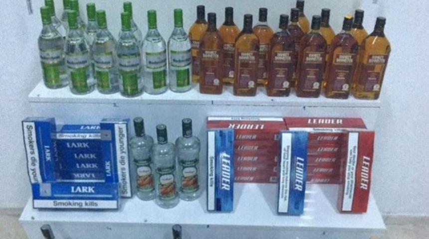 Kars&rsquo;ta 84 şişe ka&ccedil;ak i&ccedil;ki ele ge&ccedil;irildi