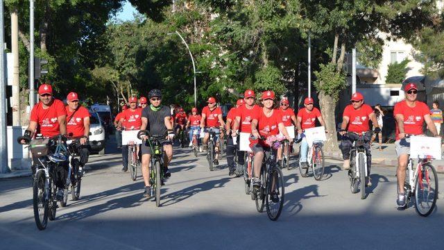 AFAD İl Müdürü Yasin Tokgöz: “ Arabaya sigorta yaptırıyoruz ama evlere yaptırmıyoruz“