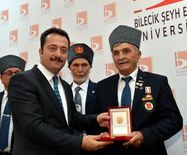 Kıbrıs gazilerine ’madalya ve berat’ G1