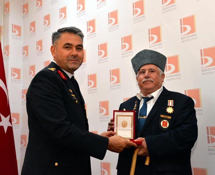 Kıbrıs gazilerine ’madalya ve berat’ G4