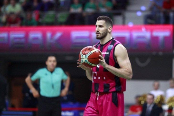 Survivor Ezgi Avcı, Beşiktaş'ın yeni yengesi oldu! G1