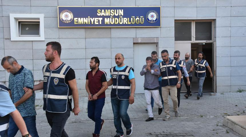 Tahliye sözü verip rüşvet almışlar!