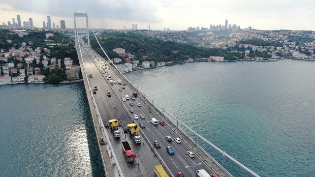  İSTANBUL - FSM'DE İLK 4 ŞERİDİN ASFALTI DÖKÜLDÜ