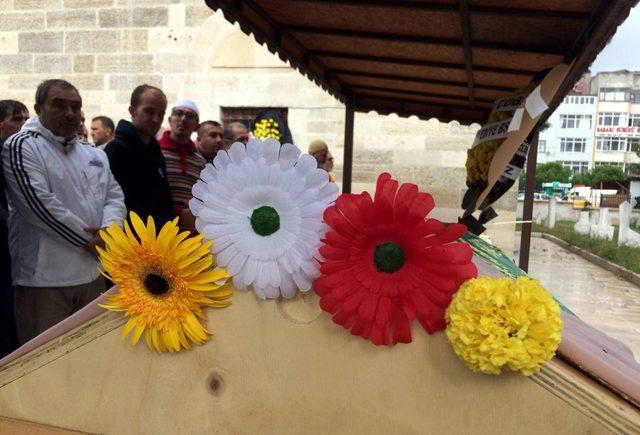 Evi terk eden eşini 12 bıçak darbesiyle öldüren koca: 50 lira istedim vermedi