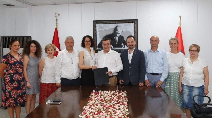 Konak&rsquo;ta atık ila&ccedil;lar i&ccedil;in &ouml;rnek işbirliği