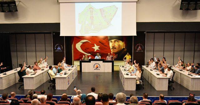Muratpaşa Belediye Meclisi Kırcami için olağanüstü toplandı