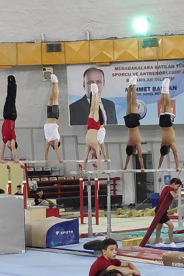 PAÜ’lü öğretim görevlisi Cimnastik Milli Takımlar Mentörü oldu