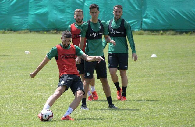 Konyaspor yeni sezon hazırlıklarını sürdürüyor